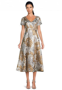 jacquard fit and flare midi dress Buy Monjolika Fashion Green Jacquard Woven Floral Fit & Flare Midi Dress Online at Low Prices