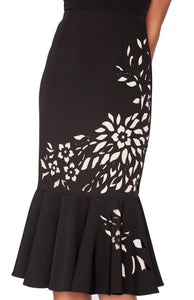 WHITE TIE by Shani - Sleeveless Laser Cutting Dress with Flounce - Black/Nude