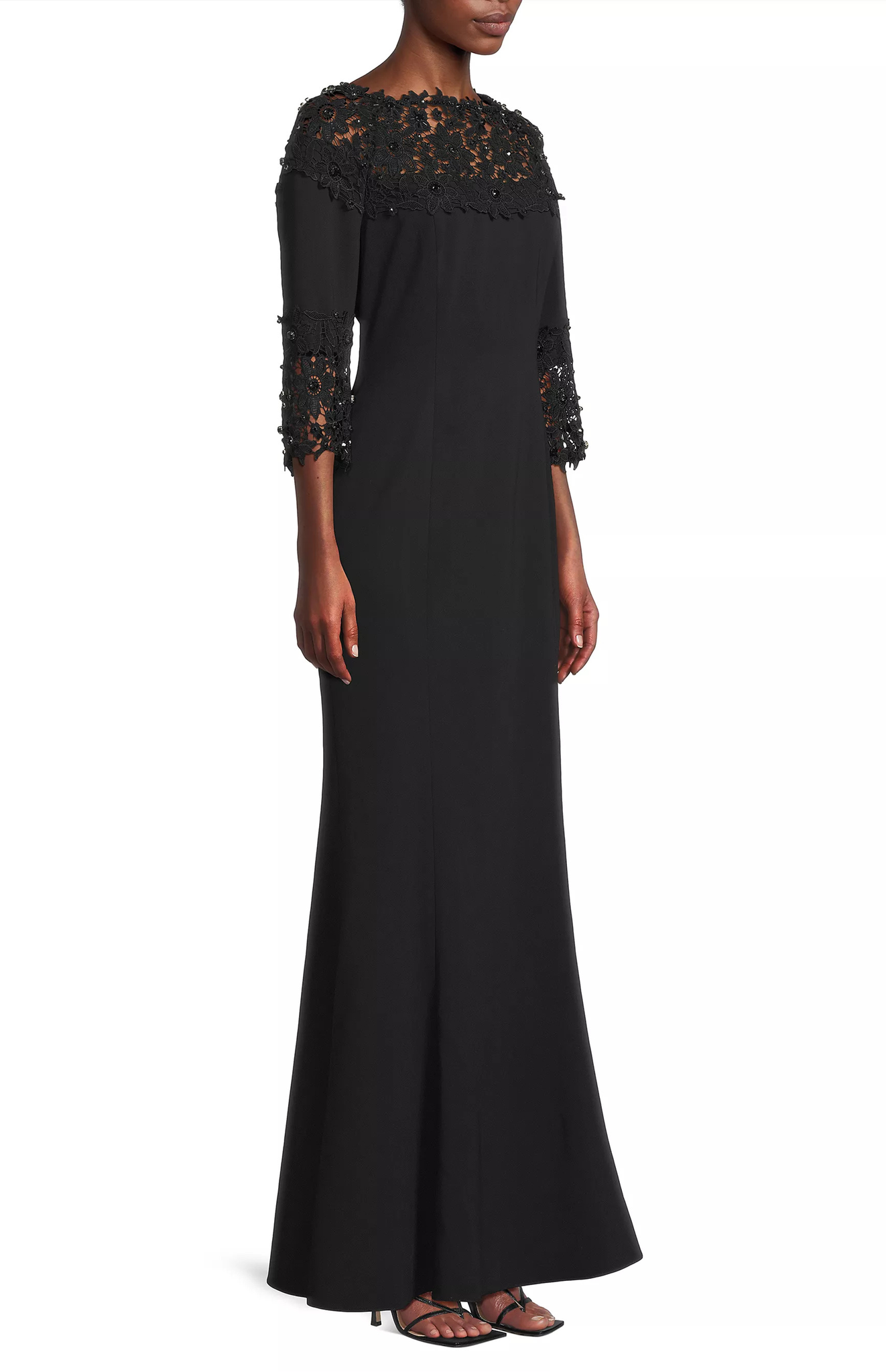Shani Collection Beaded Lace Yoke Gown in Black Size 2 Shani Collection Beaded Lace Yoke Gown in Black Size 2